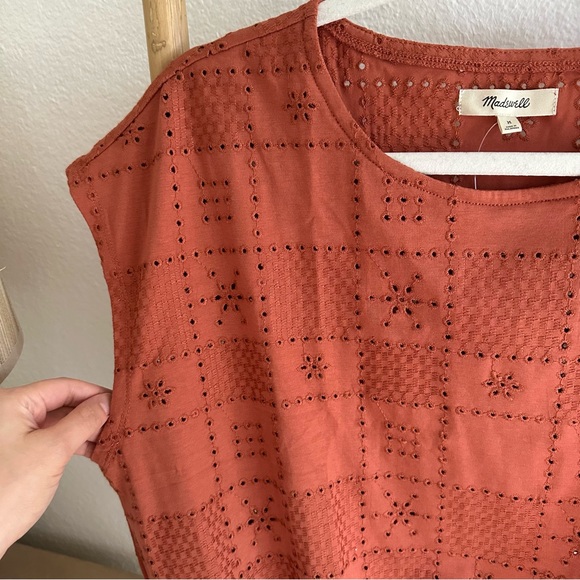 Madewell Embroidered Crop Top Sz M NWT - Picture 3 of 6
